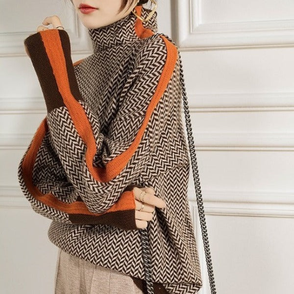 Femke | Trui met hoge kraag in opvallende strepen